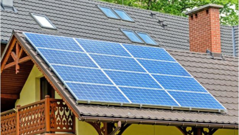 Civil Servants To Receive Free Solar Systems Amid Energy Crisis