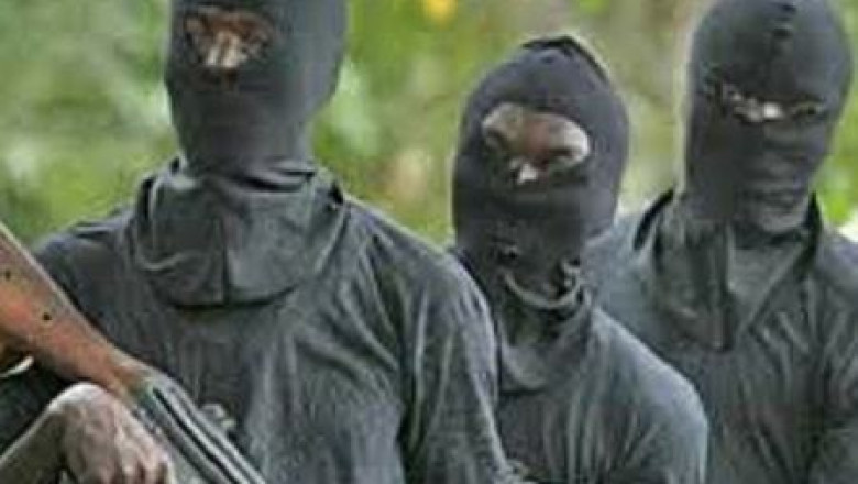 Zuva Service Station fuel attendant kidnapped, robbed company cash at knife point