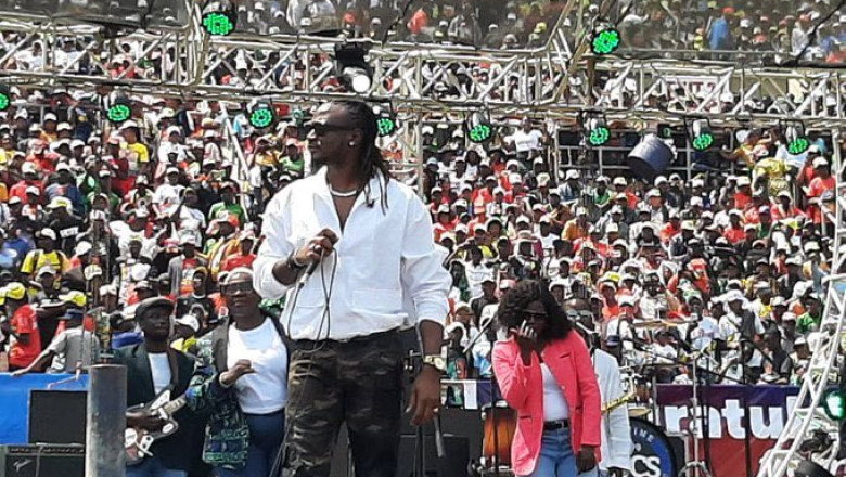 Home & Away:Jah Prayzah faces another time limit challenge after an amazing performance at the inauguration-Zimmagazine